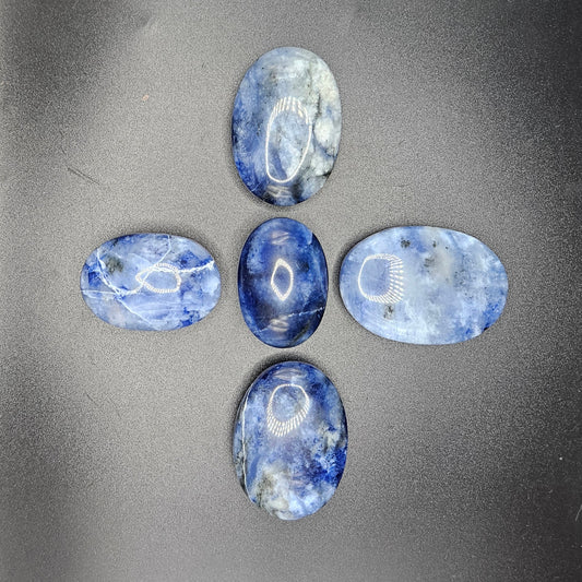 Dumortierite palm stone