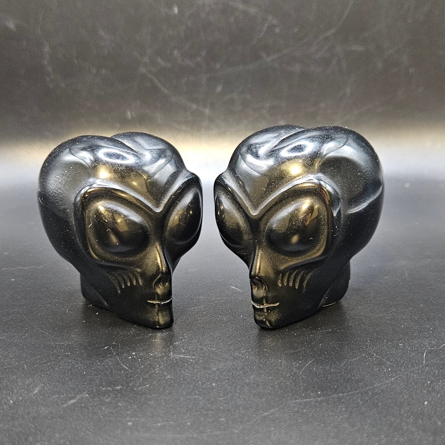 Obsidian alien head