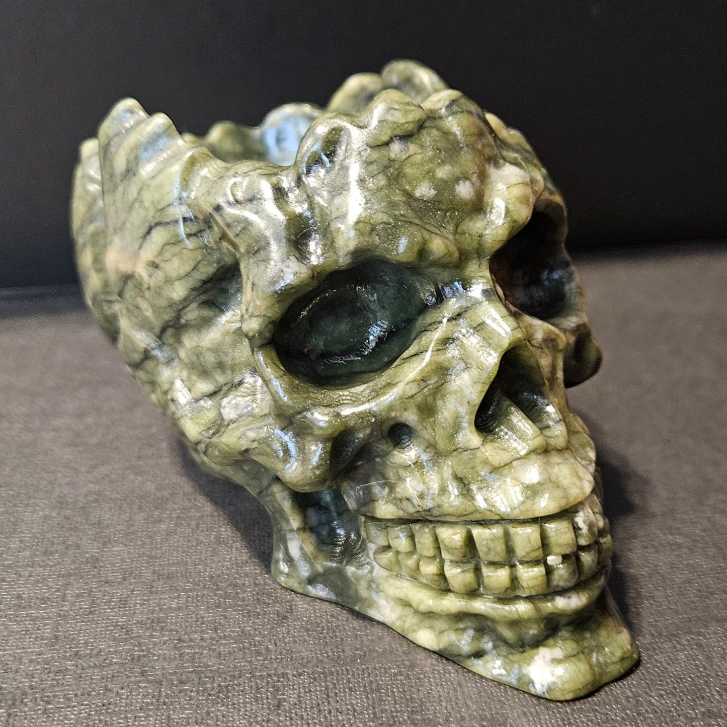 Green Jade Skull planter