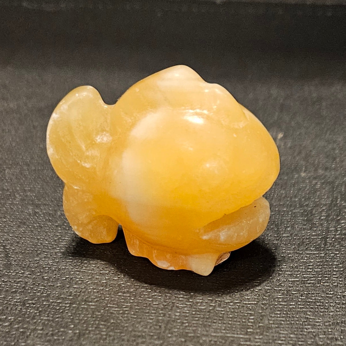 Honey Calcite piranha