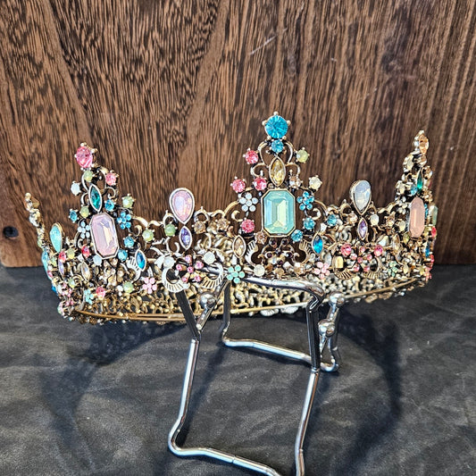 Crystal Crowns