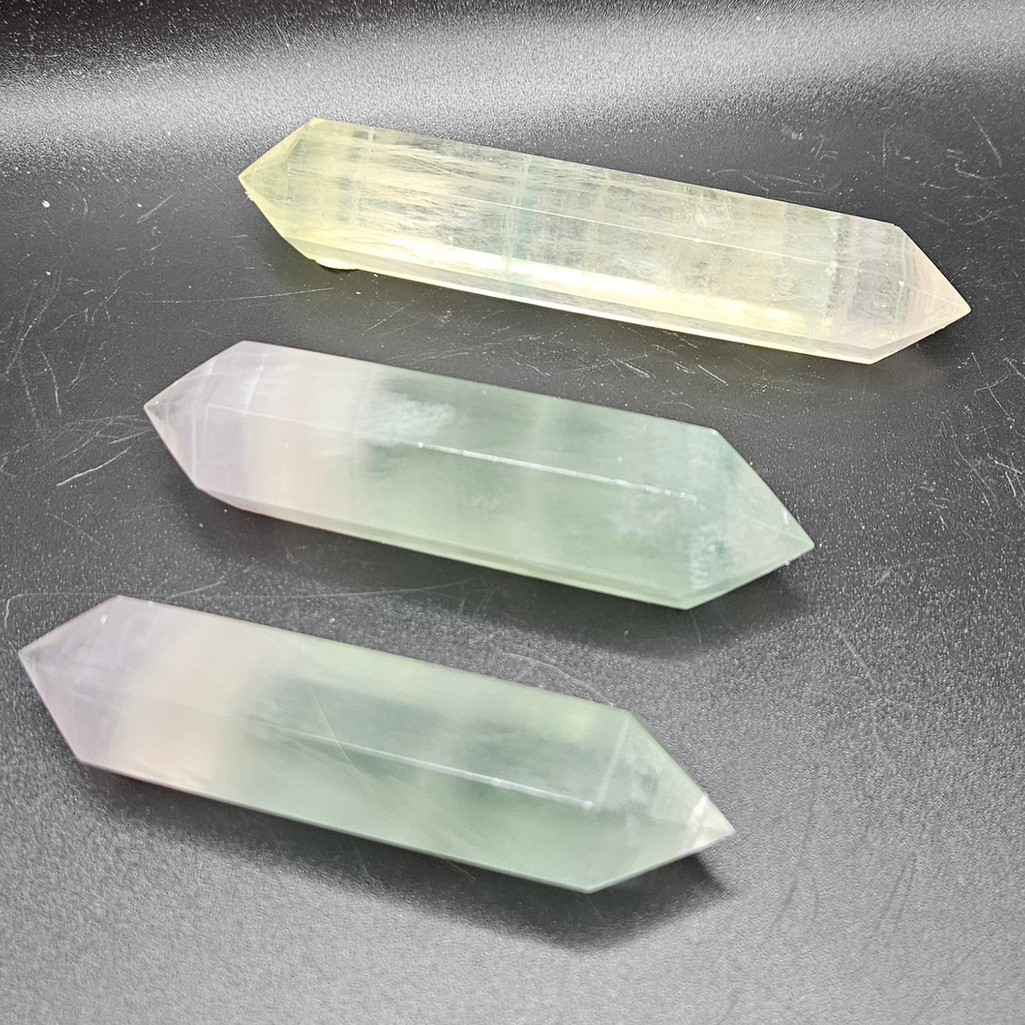 Fluorite double terminated point